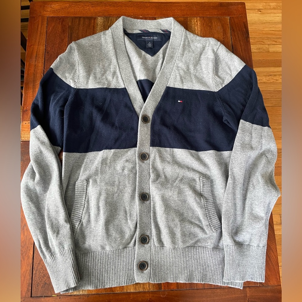 Tommy Hilfiger men’s cardigan, size medium